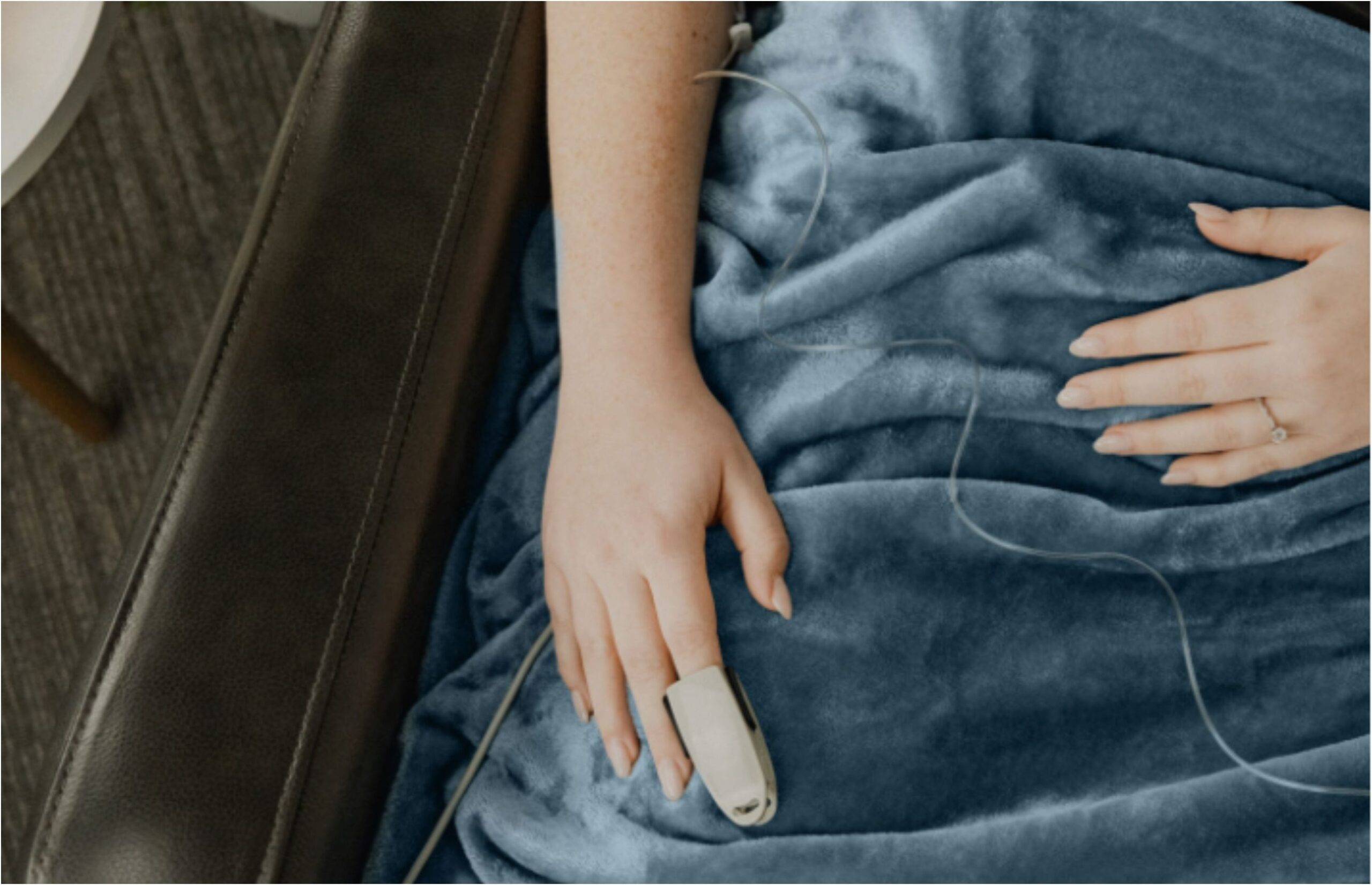 Lead-Gen-Blank-Reverse Patient resting comfortably during a medically supervised ketamine infusion